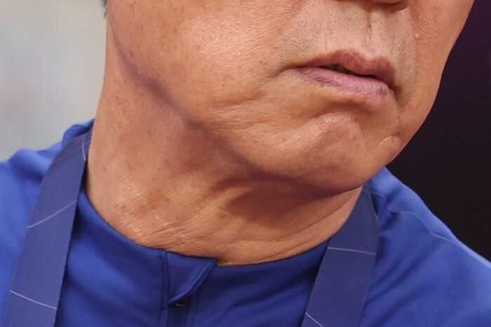 鲁媒报道泰山队信任崔康熙与浙江队战前的深度交流