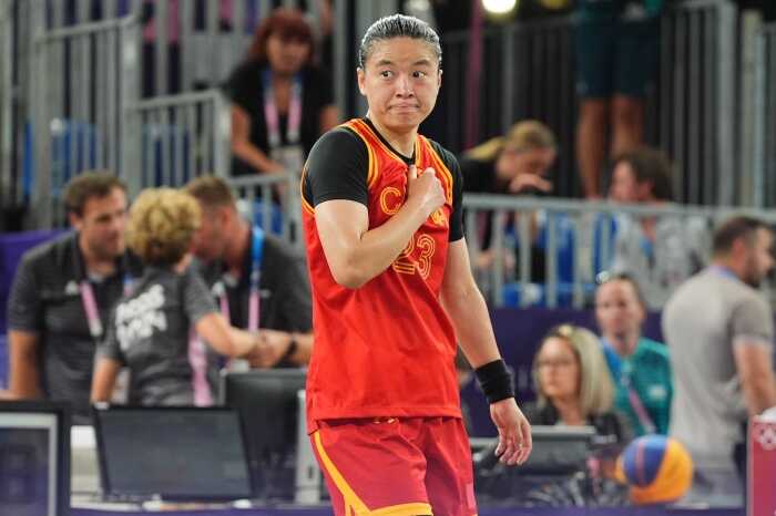 中国三人女篮国家队在北京集训王丽丽又被叫回来了真是个意外