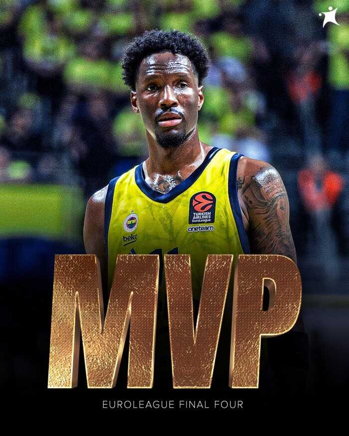 绿军主帅马祖拉现场考察奈杰尔海斯戴维斯前湖人旧将和欧篮MVP