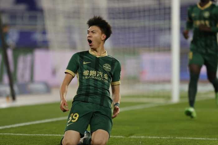 潘伟力：王钰栋如今的实力显然无法跻身五大联赛，那是凤求凰般的稀有之举