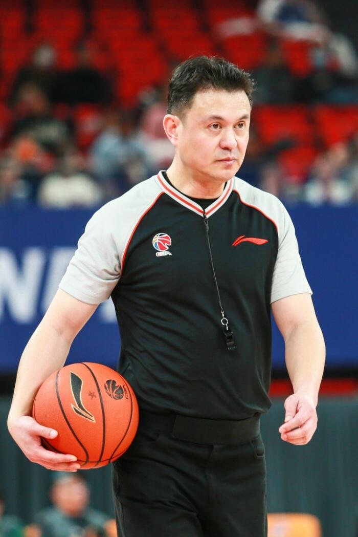 FIBA25-27周期全球篮球裁判员及临场代表中国注册名单公布 段铸担任领队