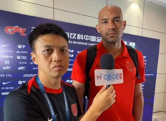 费利佩：场外的狗吠根本不会让我分心只需专注于场内表演
