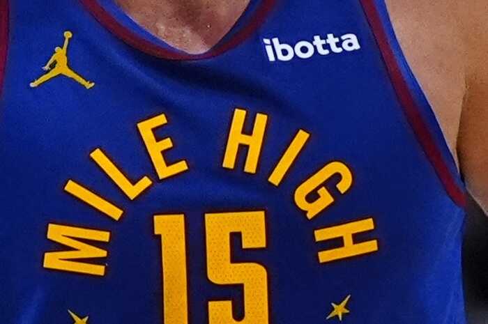 失误之王诞生 约老师14次失误独占鳌头 哈登榜首老詹与大帝齐名