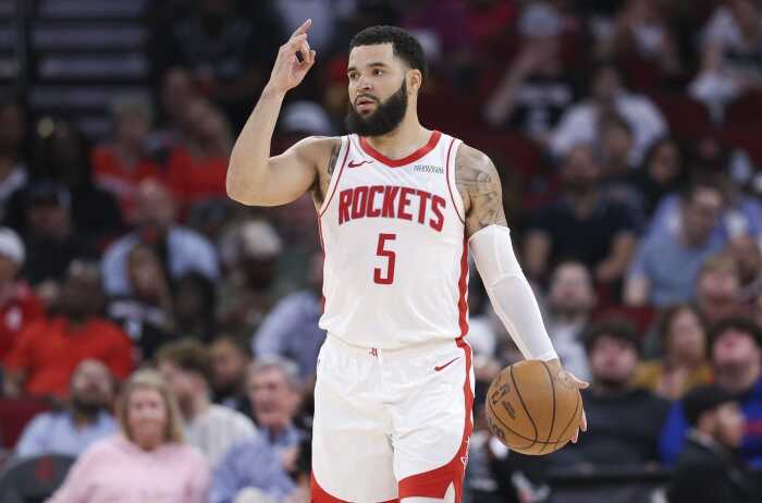 NBA高管普遍看好範弗裏特与火箭续约 合同条款成关键因素