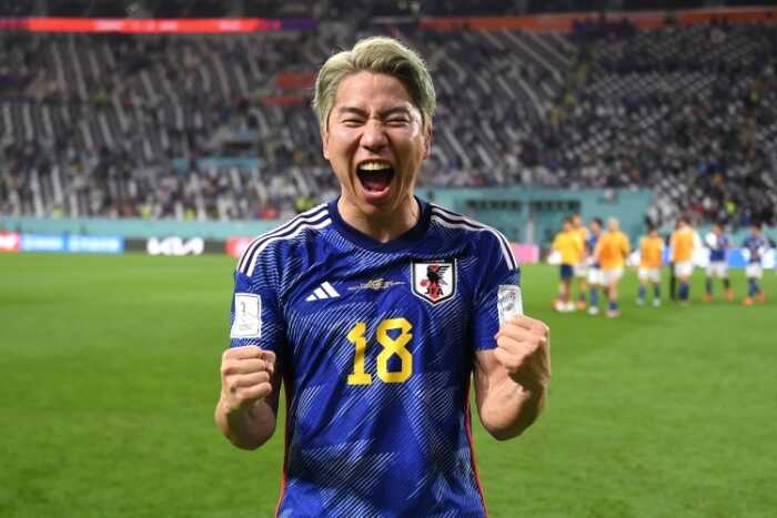 浅野拓磨：在阿森纳短暂训练后，匆匆奔赴斯图加特的幕后故事