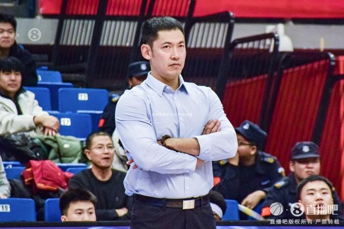 朱彦硕解析张庆鹏执教北控的意义 CBA亟需新声音推动年轻教练崛起