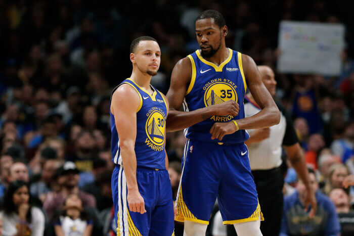 KD在理想的NBA世界中自认是历史最佳球员库裏依然是其阴影之下