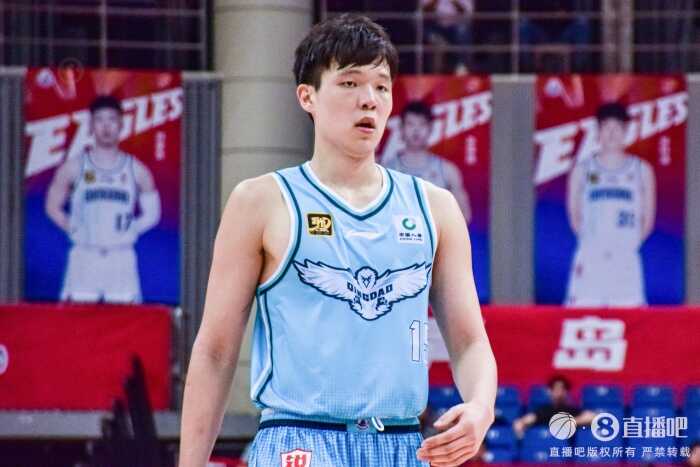 杨瀚森认为参加NBA选秀是人生重要决策 希望在更高舞台展现自我